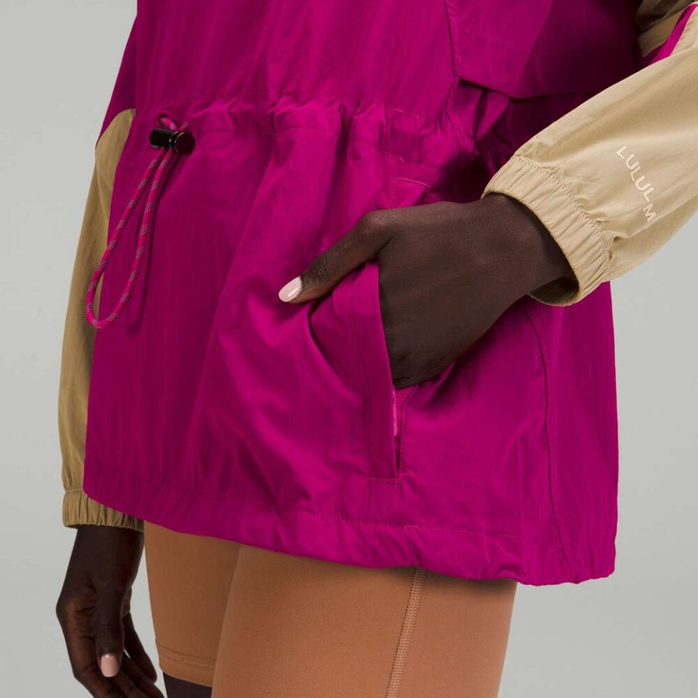 Lululemon Evergreen Anorak / Prosecco / Ripened Raspberry / Size 6 - Picture 6 of 10